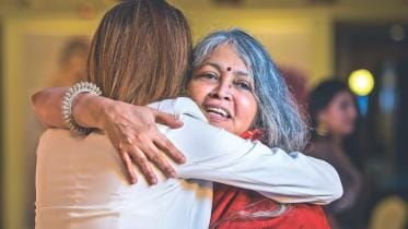 The mother's wedding checklist