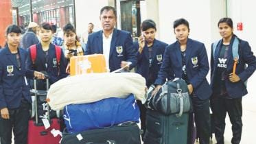 womens football team.jpg