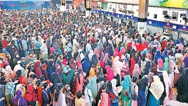 Eid train tickets Sold out online, long queues at stations