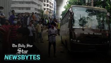 Garment workers clash with police demanding wage hike