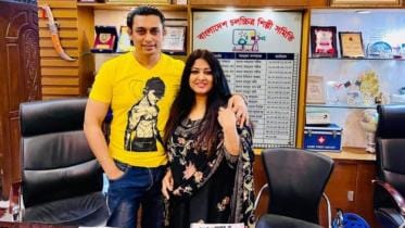 Moushumi and Zayed Khan