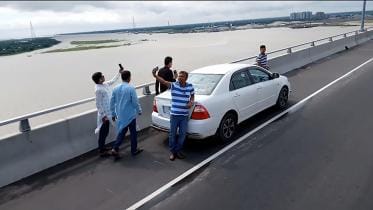 selfie on Padma Bridge