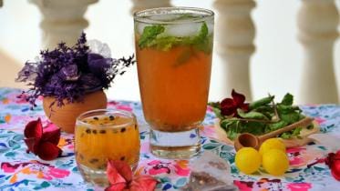 PASSION FRUIT ICED TEA