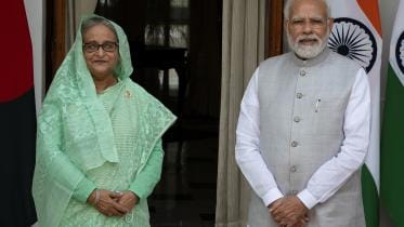 Sheikh Hasina and Narendra Modi 