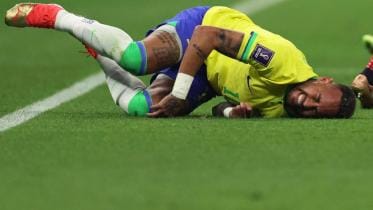 neymar_fouled_serbia_qatar_fifa_world_cup_2022_afp.jpg