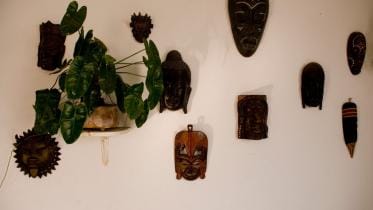 DIY project for couples: Painting your new home