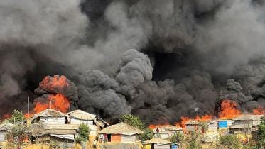 Rohingya refugee camp fire