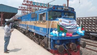 Bangladesh Railway conducts first trial run over Padma Bridge 