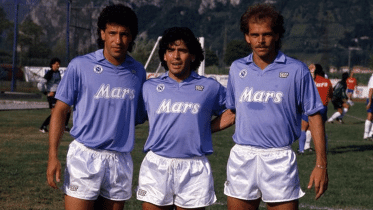 carerca-maradona-alemao.gif