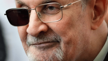 salman_rushdie-frank_franklin_ii_ap.png