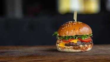 5 budget-friendly places for students to eat in Dhaka 