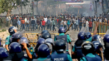 police-bnp-clash_5.jpg