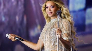 beyonce-renaissance-world-tour-01-070523-052a97232b1847f7bd70d7c62b216b67.jpg