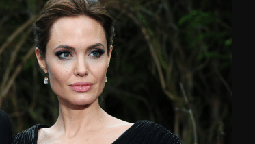 Angelina Jolie 