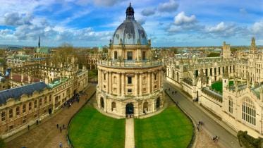 7 must-see university campuses for students and tourists 