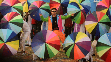 Shakib Khan returns from New York, reaches Sajek by afternoon for ‘Rajkumar’