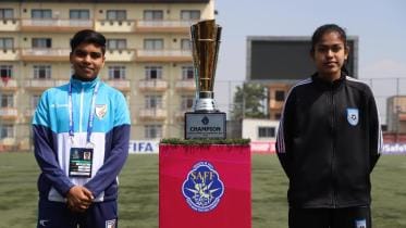 u-16_trophy.jpg