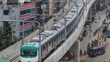 How Dhaka’s metro rail simplifies Ramadan commutes  