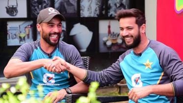 Mohammad Amir, Imad Wasim.jpg