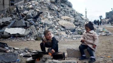 Children starving in Gaza 2024