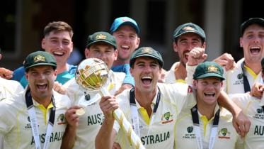 Australia Test team.jpg