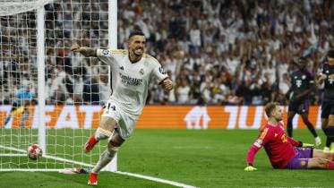 Joselu, Manuel Neuer.jpg