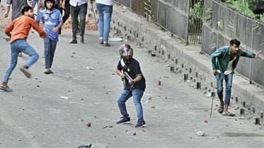 quota-reform-protester-clash.jpg