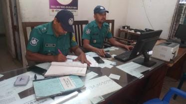 599 out of 639 police stations partially operationa