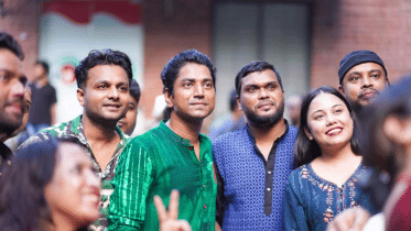 Music industry without politics.png