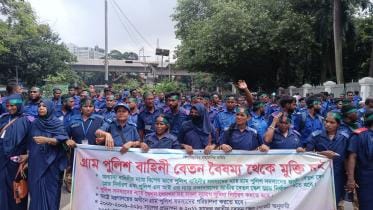 Yunus struggles with administrative changes