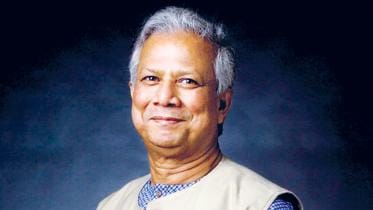 Yunus speaks at National Defence College