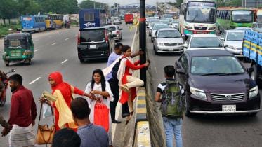 Pedestrian safety Bangladesh.jpg