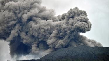 indonesia_volcano_eruption.jpg