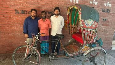rickshaw that carried revolution martyr in museum