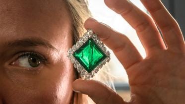 the_aga_khan_emerald.jpg