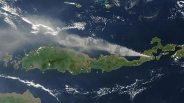 volcano_in_east_nusa_tenggara_province.jpg
