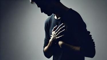 Facing a heart attack when alone? Here’s your survival guide