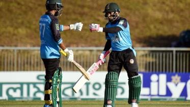 Towhid Hridoy, Mushfiqur Rahim.jpg