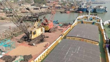 Cargo transport strike in Chattogram