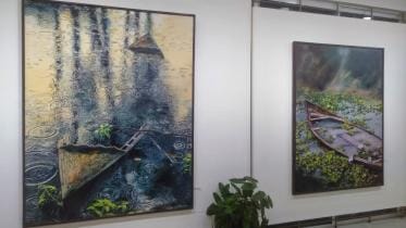 ‘Wave-2’: Blurring the lines between paintings and photographs