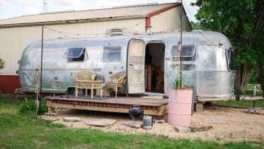 airstream_camper_4.jpg