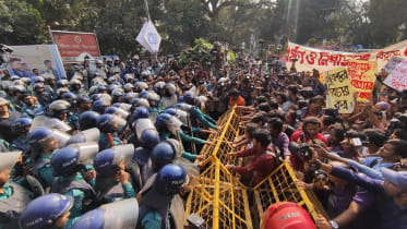 protest for women's safety in Dhaka
