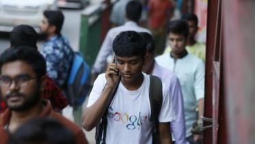 mobile internet subscriber drop in Bangladesh