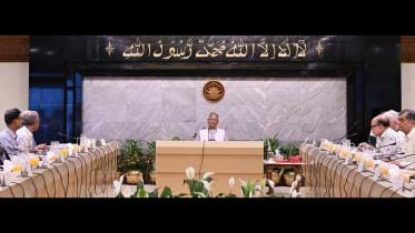 public servants not forced to retire