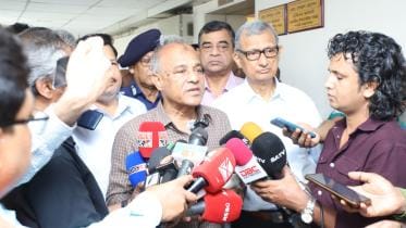 photos of bus passengers before eid travel