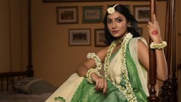 Durga Puja looks that bloom with tradition and grace