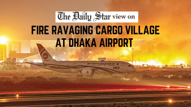 fire_ravaging_cargo_village_at_dhaka_airport_.png