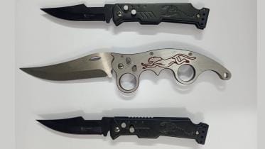 knives