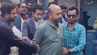 Barrister Fuaad confronted in Barishal