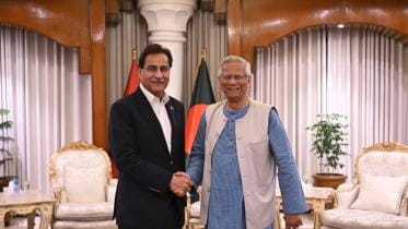 Pakistan Assembly speaker Sardar Ayaz Sadiq meets Muhammad Yunus